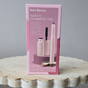 Rare Beauty Selena's Essential Eye Duo - Chic Pink